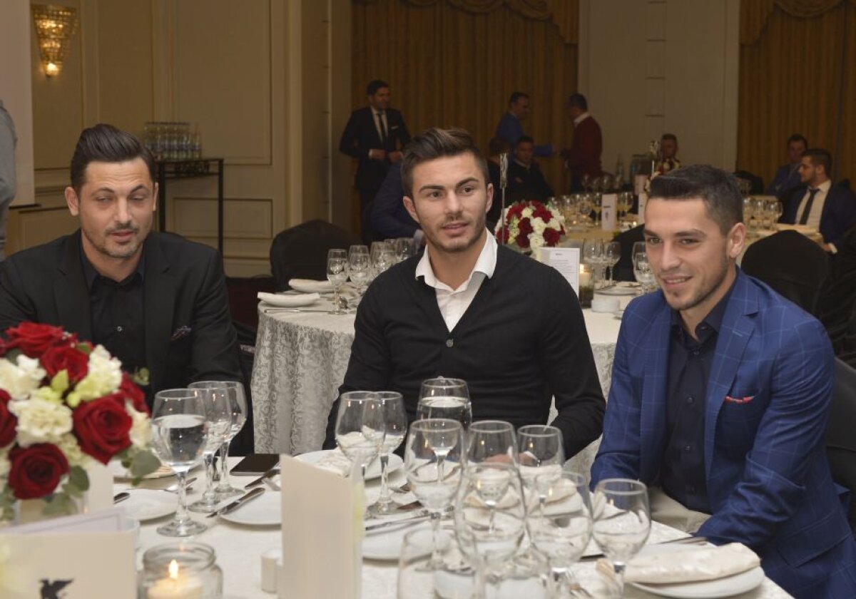 S-au decernat premiile AFAN » Cine sînt cei mai buni jucători, antrenori, conducători şi jurnalişti din 2015