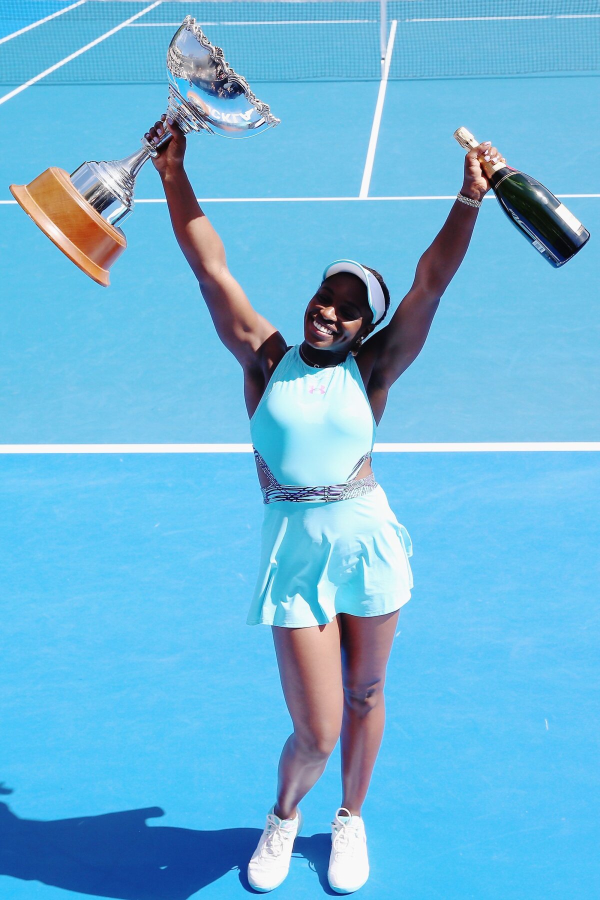 FOTO Primele trofee pe 2016 » S-au decis primii campioni în turneele ATP şi WTA