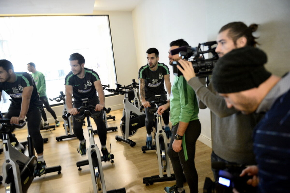 GALERIE FOTO TRX și spinning la Stejarii » Reghe nu îi menajează pe steliști înainte de plecarea în Antalya