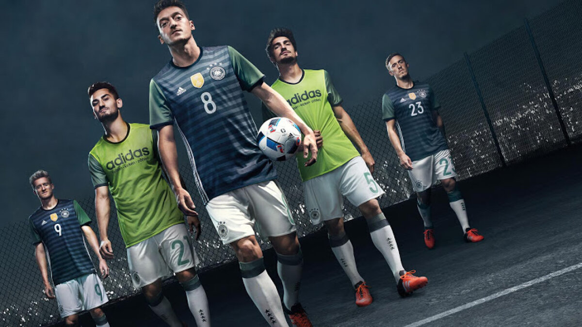 GALERIE FOTO Belgia și Germania și-au prezentat echipamentele pentru Euro 2016 » Surpriza pregătită de Adidas pentru șorturi :)