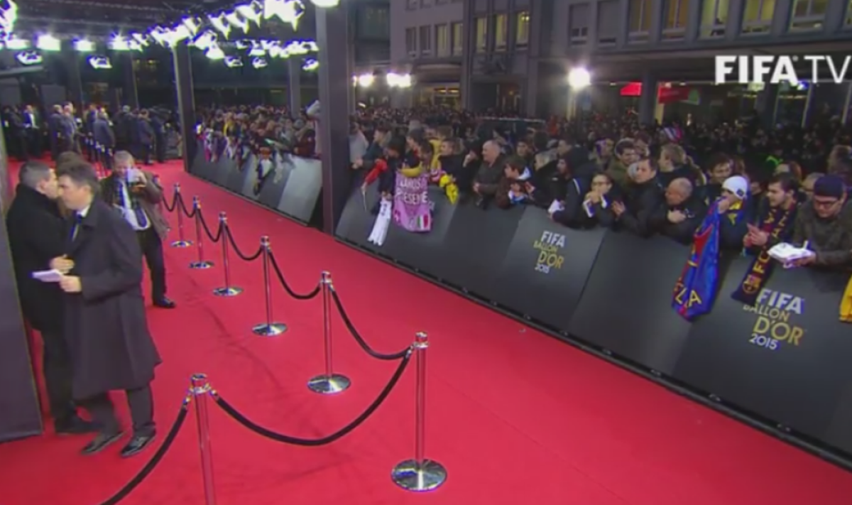 VIDEO+FOTO Messi a cîștigat pentru a cincea oară Balonul de Aur: "Visam la asta de cînd eram copil!"