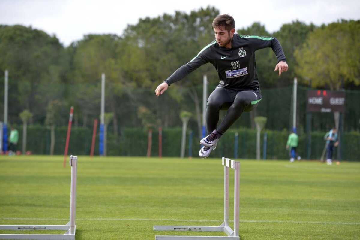 GALERIE FOTO Steliștii au fost puși la jug » Cum a arătat antrenamentul de azi al roș-albaștrilor