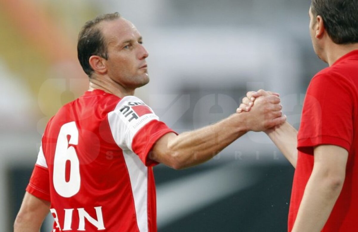 FOTO Fotbalistul de 300.000 de euro pe an în Liga 1, fost la Craiova, Steaua și Dinamo, e golgeter în Liga a 4-a