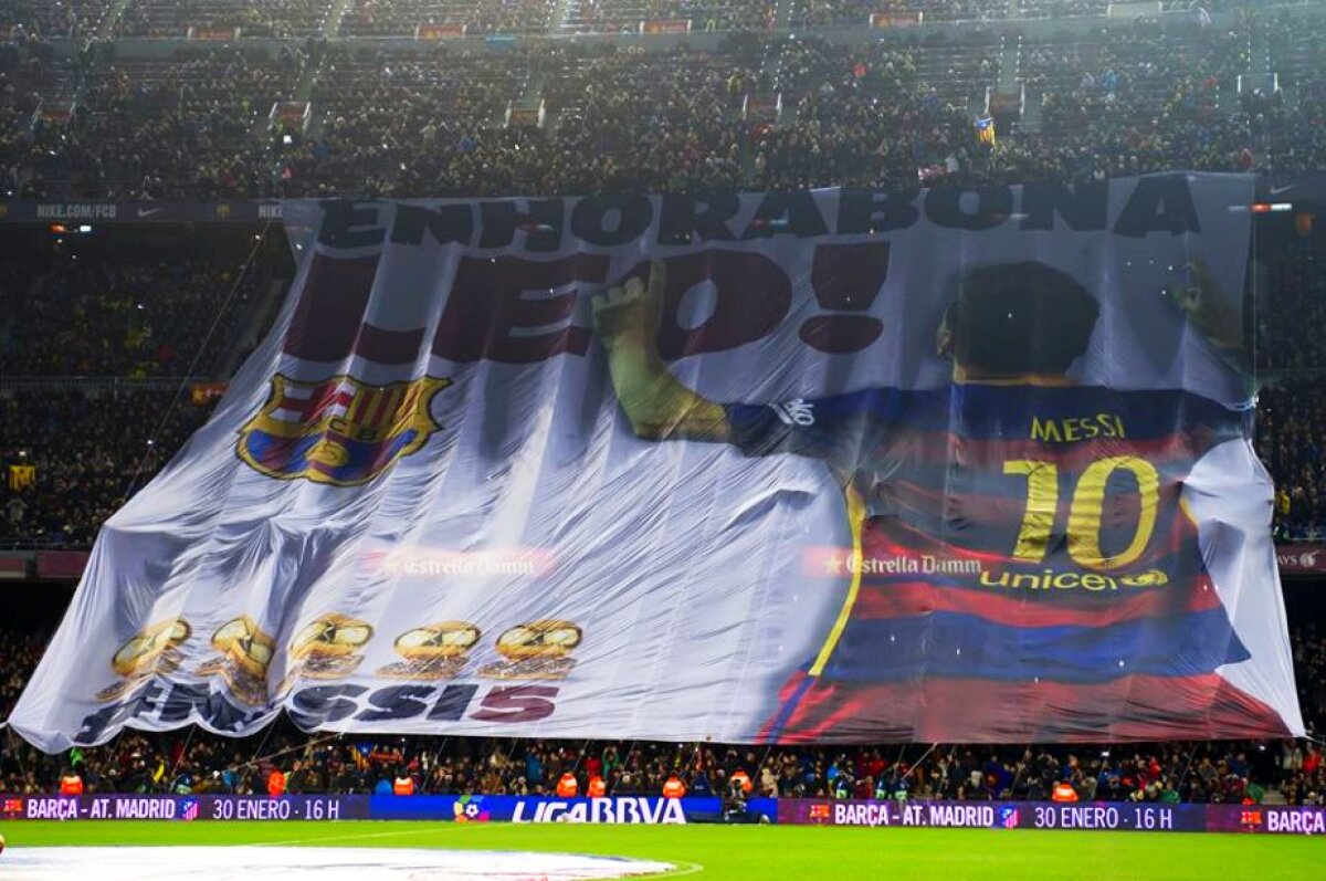 FOTO Messi, primit ca un erou pe Camp Nou » Argentinianul și-a prezentat Balonul de Aur + Coregrafia pregătită fotbalistului