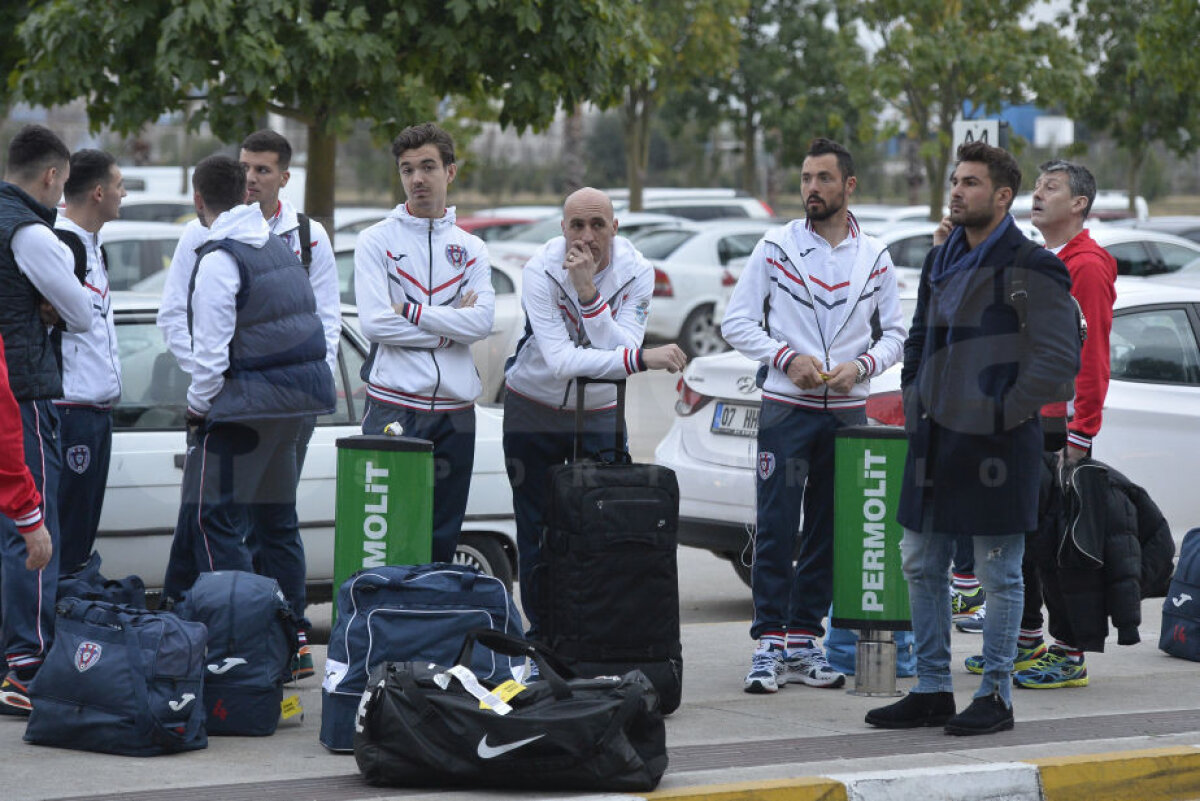 FOTO EXCLUSIV Back in business! Mutu a ajuns în Antalya cu lotul lui ASA