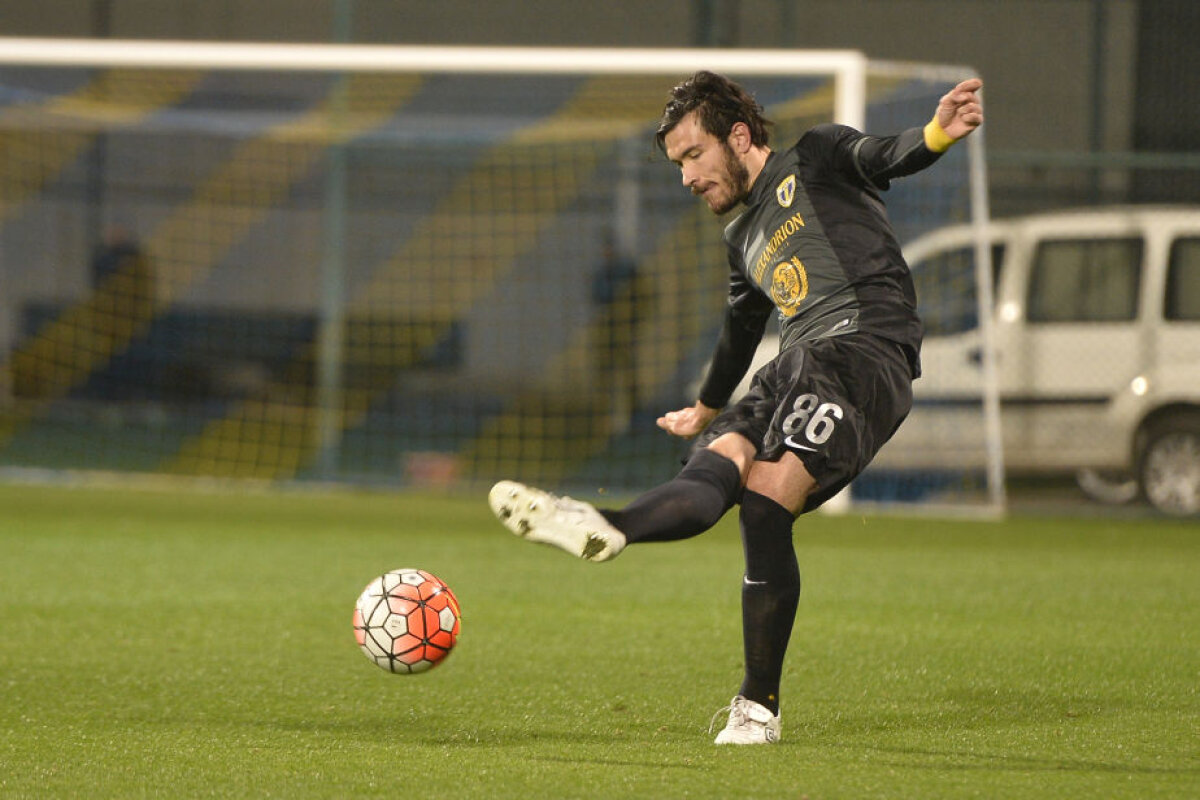 FOTO Remiză pentru Petrolul în amicalul cu Atirau, 0-0