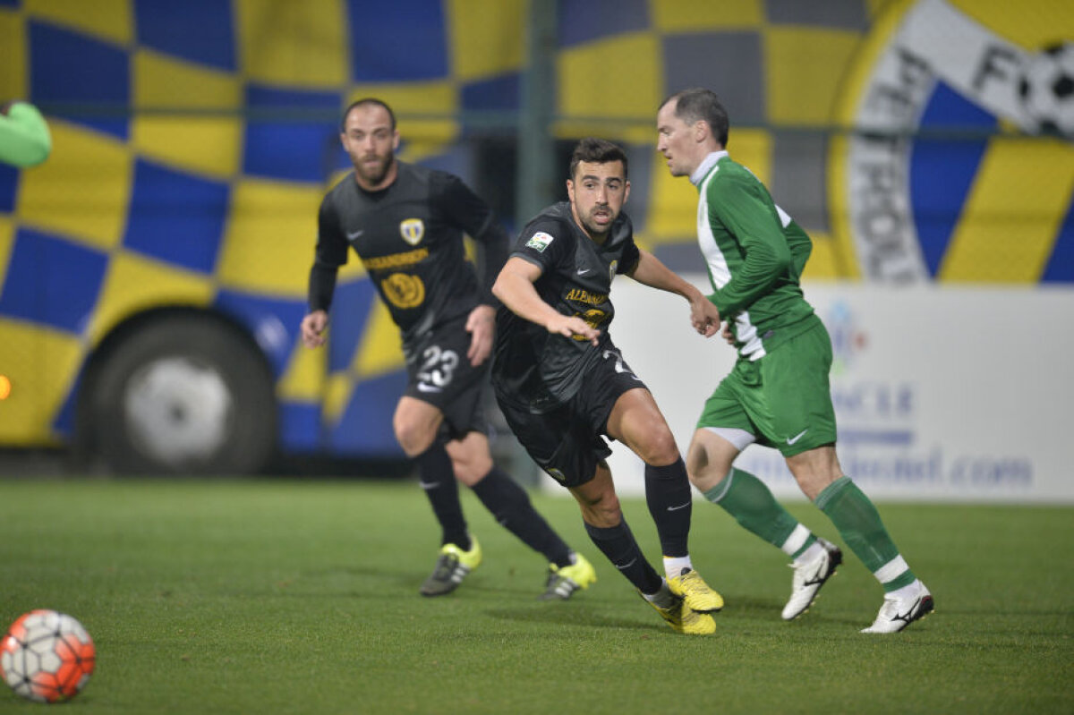 FOTO Remiză pentru Petrolul în amicalul cu Atirau, 0-0