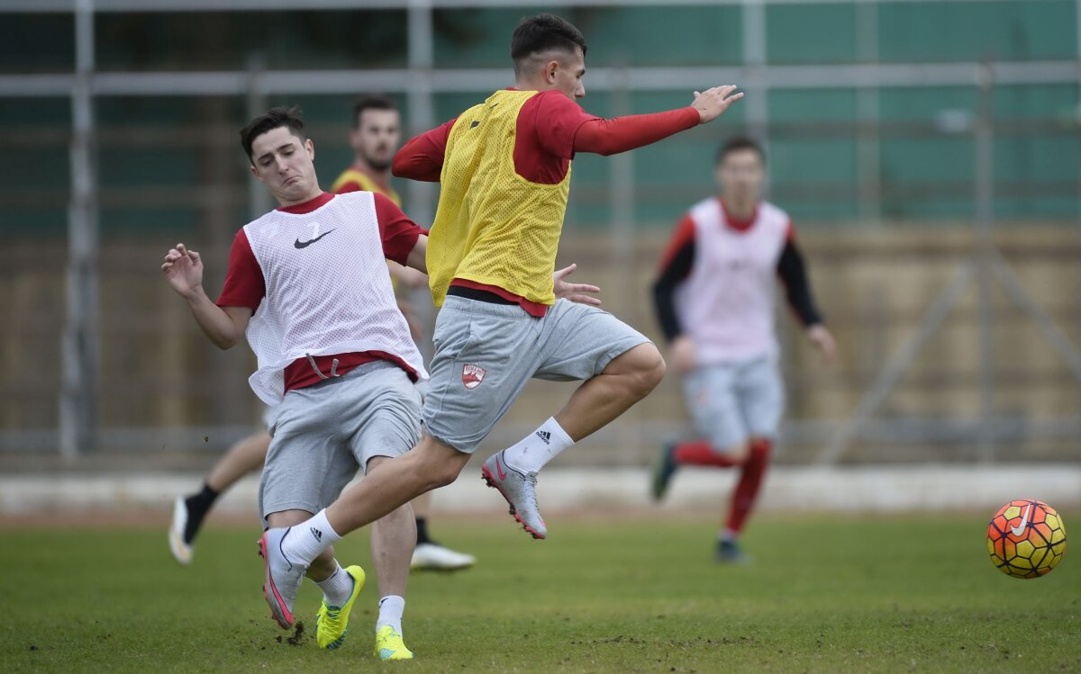 EXCLUSIV Corespondență din Limassol » Cum a decurs primul antrenament al lui Dinamo în Cipru: disciplină, ritm și scheme complicate