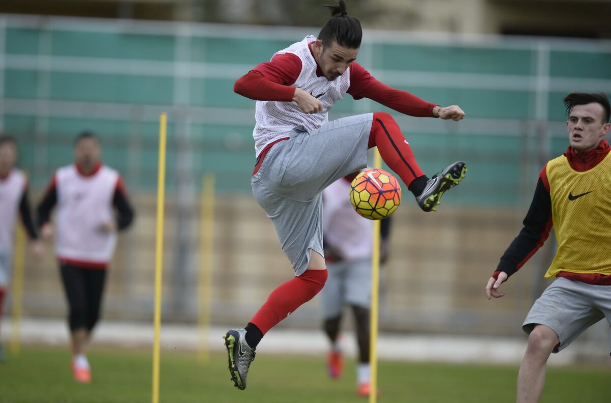 EXCLUSIV Corespondență din Limassol » Cum a decurs primul antrenament al lui Dinamo în Cipru: disciplină, ritm și scheme complicate