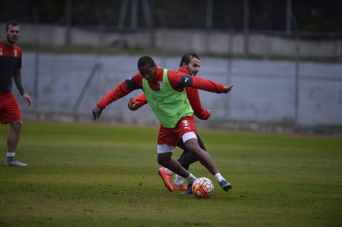 CORESPONDENȚĂ DIN CIPRU Imagini de la antrenamentul Astrei » Cum decurg ședințele liderului Ligii 1