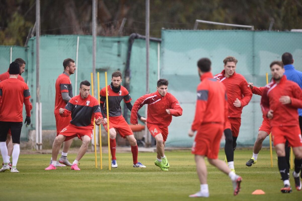 CORESPONDENȚĂ DIN CIPRU Imagini de la antrenamentul Astrei » Cum decurg ședințele liderului Ligii 1