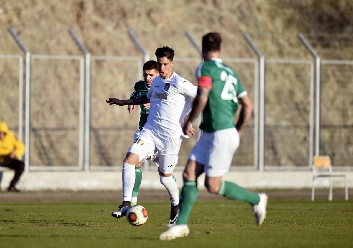 GALERIE FOTO Meci amical nebun pentru CFR Cluj! Ardelenii au cîștigat cu Tom Tomsk, scor 3-2, într-un meci în care s-au dictat 4 penalty-uri