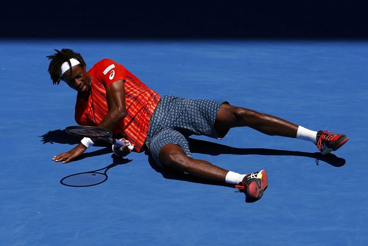 VIDEO + GALERIE FOTO Superman Monfils » Francezul a reușit un plonjon marca Boris Becker şi a oferit faza zilei la Australian Open