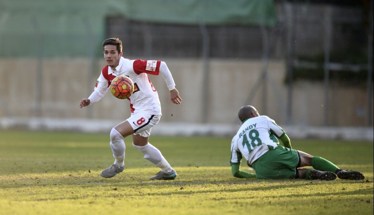 GALERIE FOTO » Dinamo - Aris Limassol 1-1 » "Cîinii" se specializează în remize 