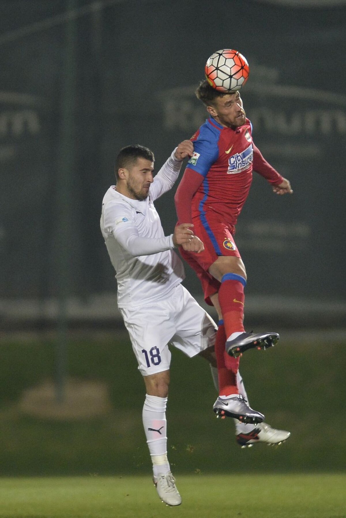 VIDEO + FOTO Steliștii încep să-și arate colții! Victorie în cel de-al doilea amical, scor 2-0 cu Ujpest