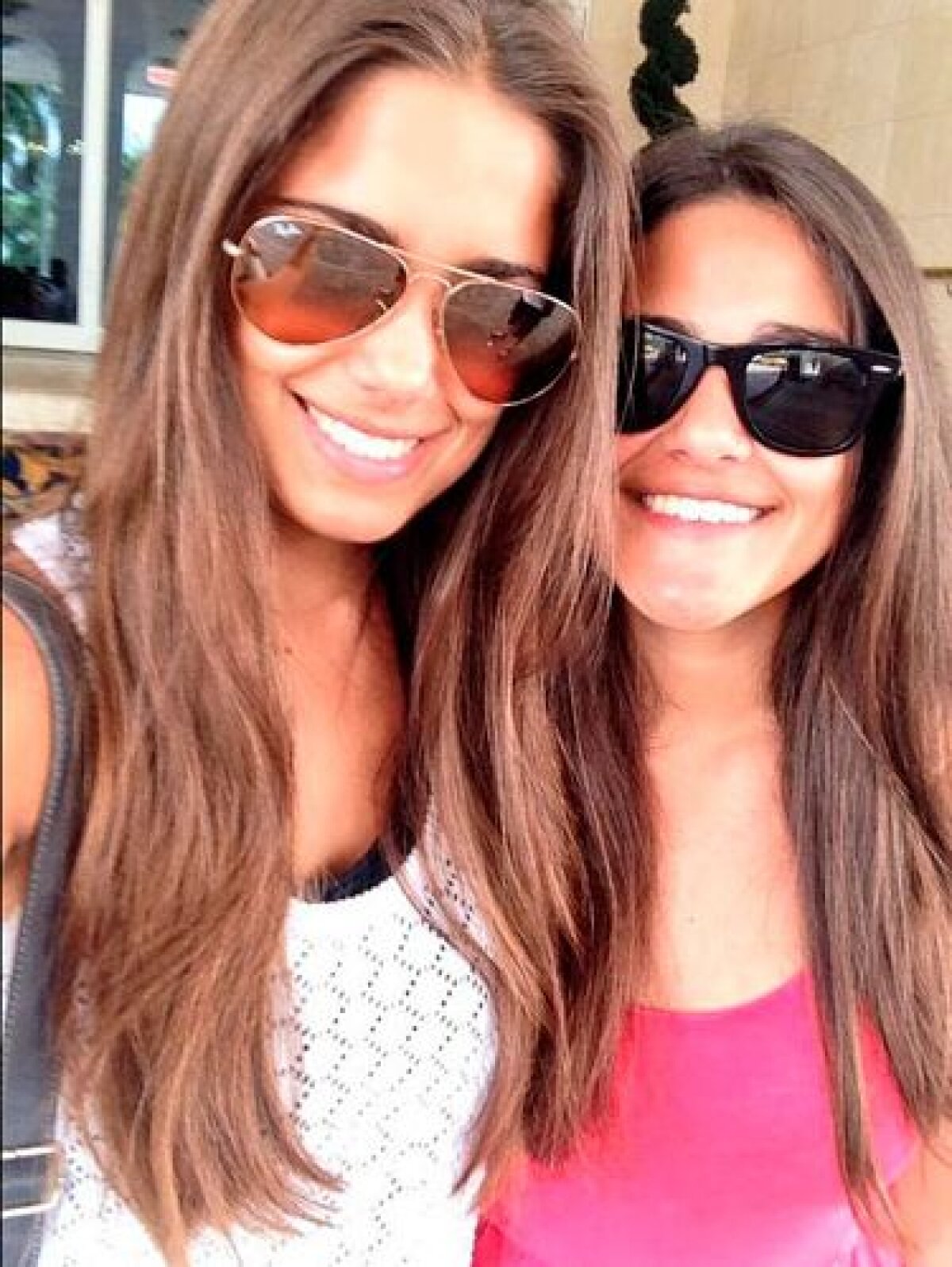 FOTO Antonella e a lui Dybala! Starul lui Juventus are o iubită care poate fi confundată cu soția lui Messi