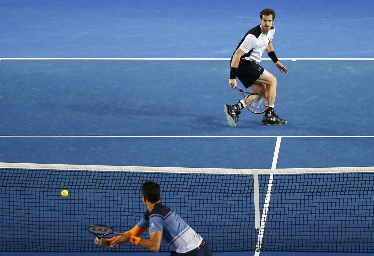 FOTO » Thriller de 4 ore și 5 seturi în semifinale la Australian Open » Murray trece de Raonici și ajunge în finală