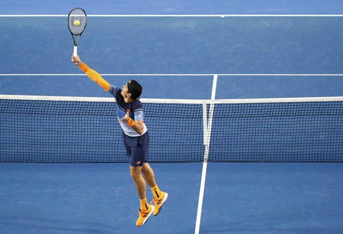 FOTO » Thriller de 4 ore și 5 seturi în semifinale la Australian Open » Murray trece de Raonici și ajunge în finală