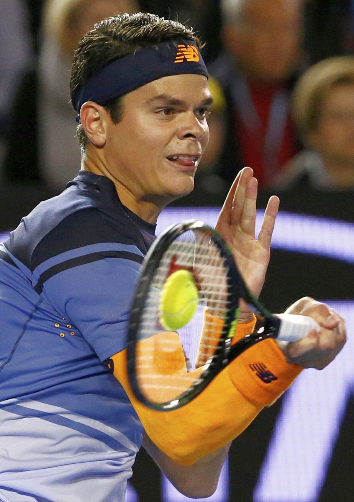 FOTO » Thriller de 4 ore și 5 seturi în semifinale la Australian Open » Murray trece de Raonici și ajunge în finală