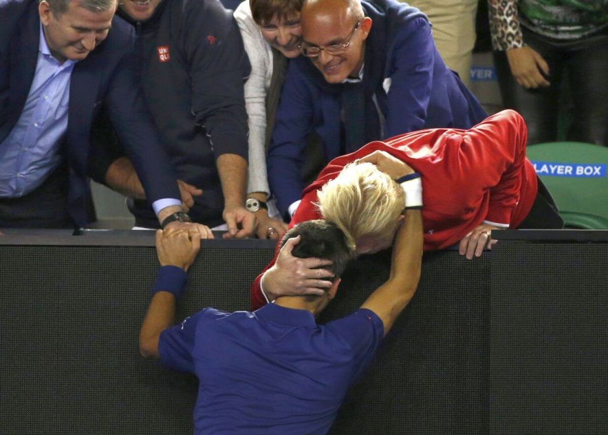 GALERIE FOTO Novak Djokovici și trofeul preferat » Topul celor mai emoționante imagini de la finala Australian Open 