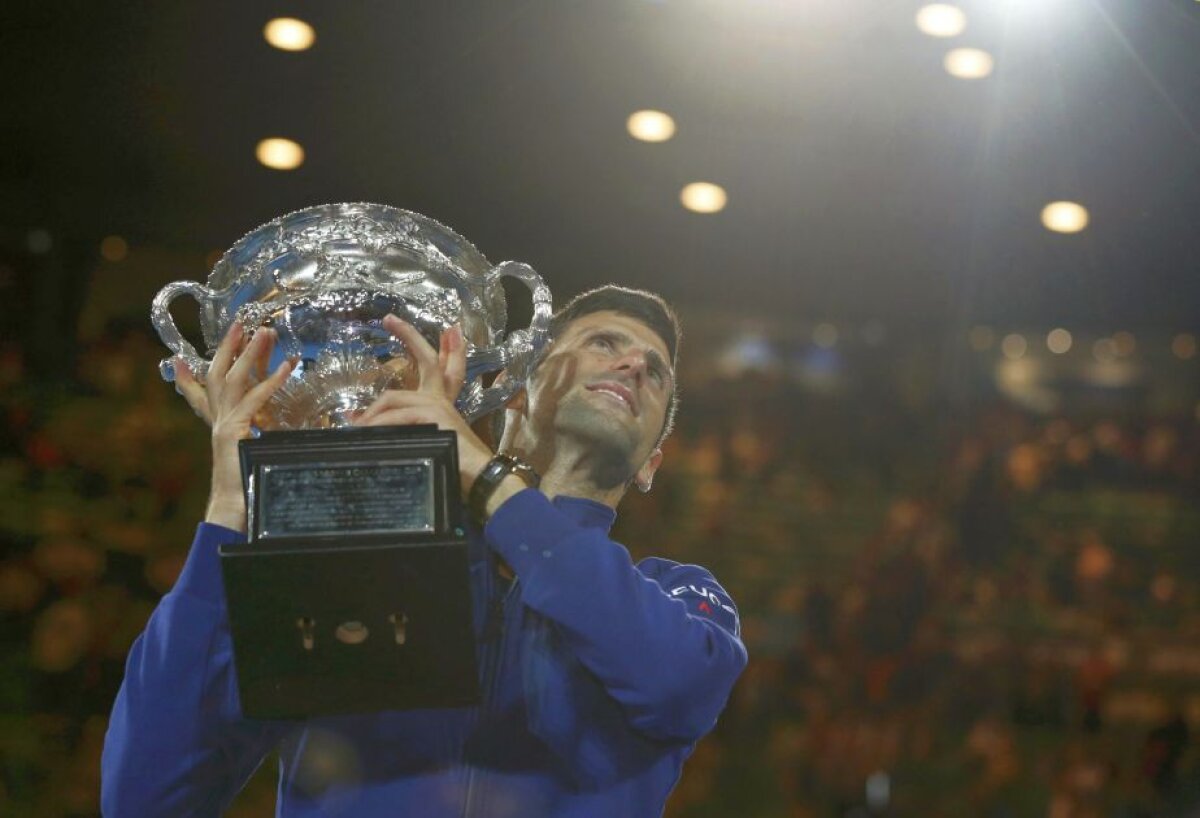 GALERIE FOTO Novak Djokovici și trofeul preferat » Topul celor mai emoționante imagini de la finala Australian Open 