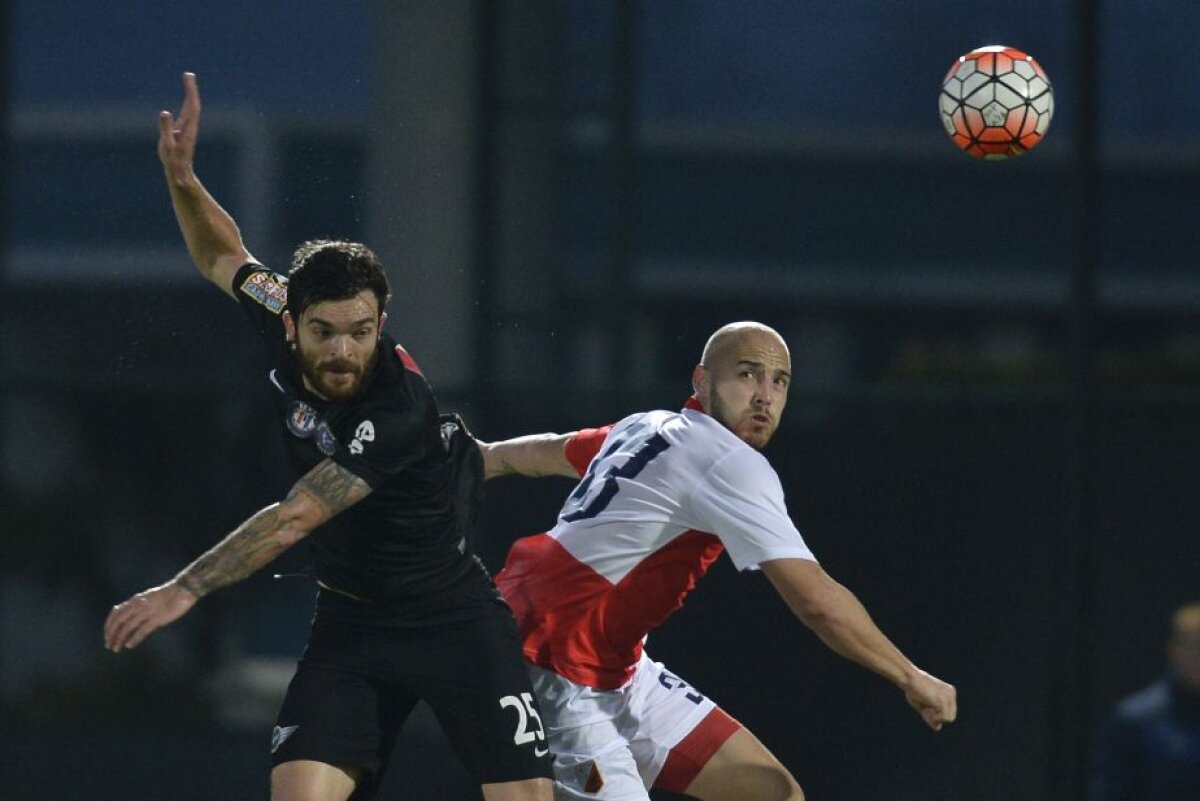 FOTO Perfecţionistul » Un singur "Bravo, copii, bine!" au primit jucătorii Viitorului din partea lui Hagi, după golul victoriei cu Vojvodina