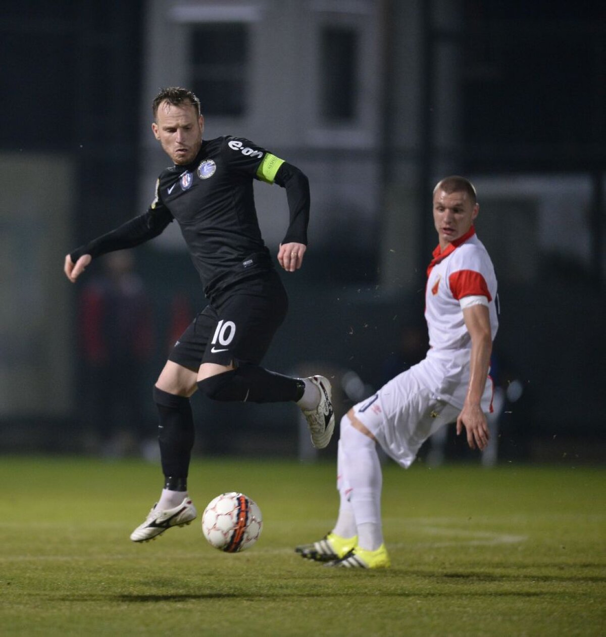 FOTO Perfecţionistul » Un singur "Bravo, copii, bine!" au primit jucătorii Viitorului din partea lui Hagi, după golul victoriei cu Vojvodina