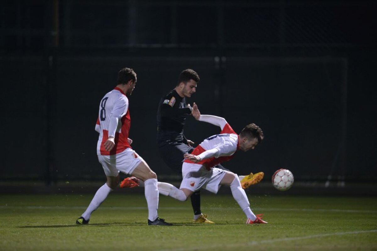 FOTO Perfecţionistul » Un singur "Bravo, copii, bine!" au primit jucătorii Viitorului din partea lui Hagi, după golul victoriei cu Vojvodina