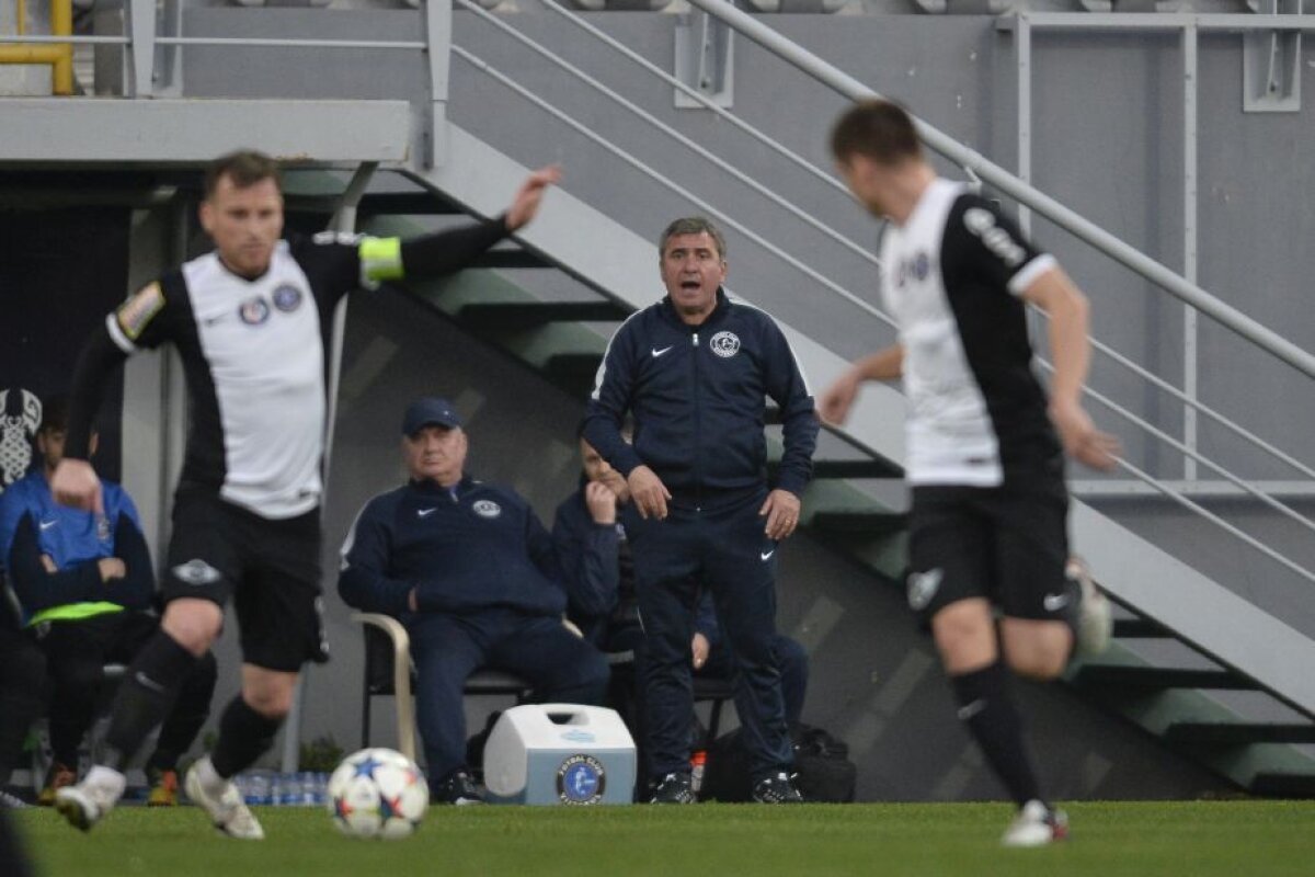 FOTO + VIDEO Hagi, plin de nervi la amicalul cu Levski » A fost eliminat, dar a refuzat să plece de pe bancă!
