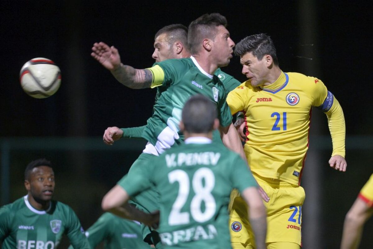 VIDEO+FOTO Golgheterul Ligii 1 a adus victoria României în meciul cu Beroe Stara Zagora, 2-1 » Naționala și Steaua se întorc azi în țară cu același avion