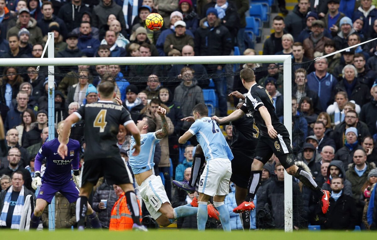 VIDEO Leicesterminator » Bomba anului, alt supermeci! Leicester și-a mărit avansul în fruntea clasamentului după 3-1 cu City