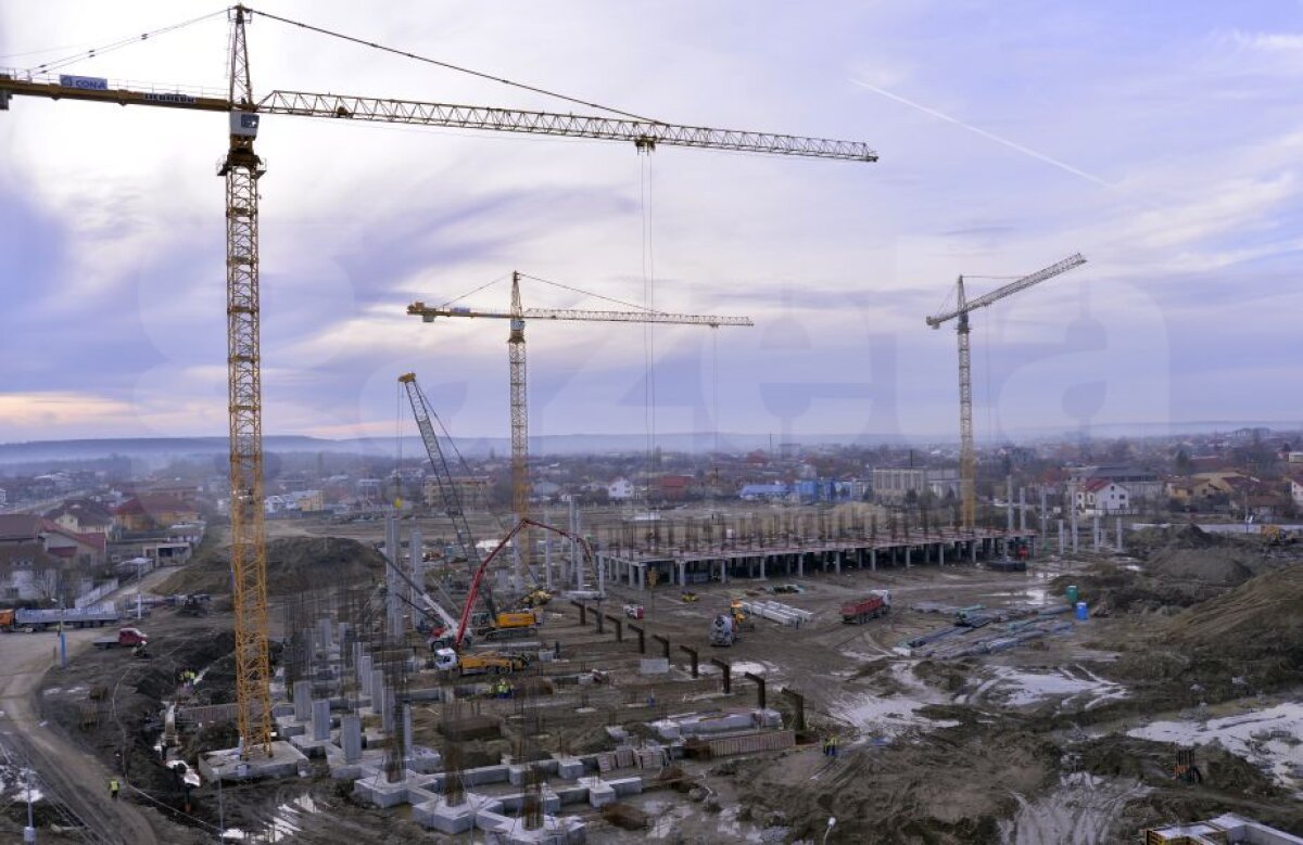 GALERIE FOTO Stadionul Craiovei crește mare! Ultimele imagini de pe șantierul din Bănie: progrese remarcabile