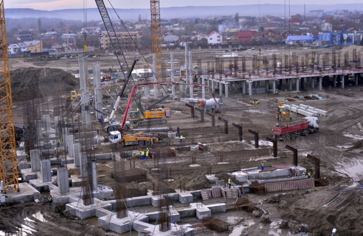 GALERIE FOTO Stadionul Craiovei crește mare! Ultimele imagini de pe șantierul din Bănie: progrese remarcabile
