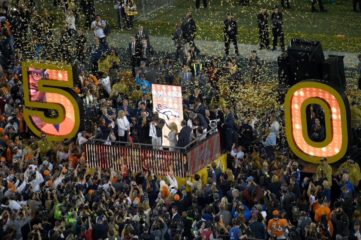 Ziua bătrînului » Peyton Manning a cîștigat finala NFL la 40 de ani. Denver Broncos e noua regină a Americii