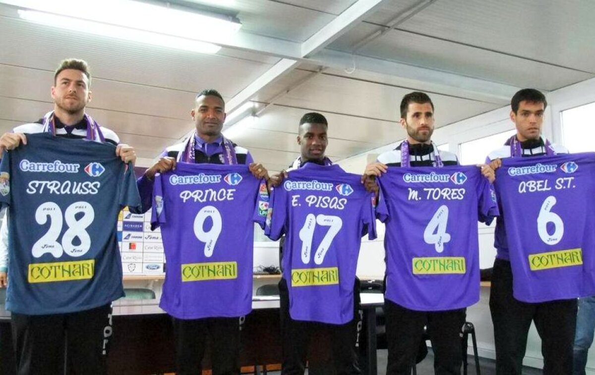 ACS Poli și-a prezentat noii jucători înainte de duelul cu FC Voluntari » Florin Marin mai așteaptă doi fotbaliști