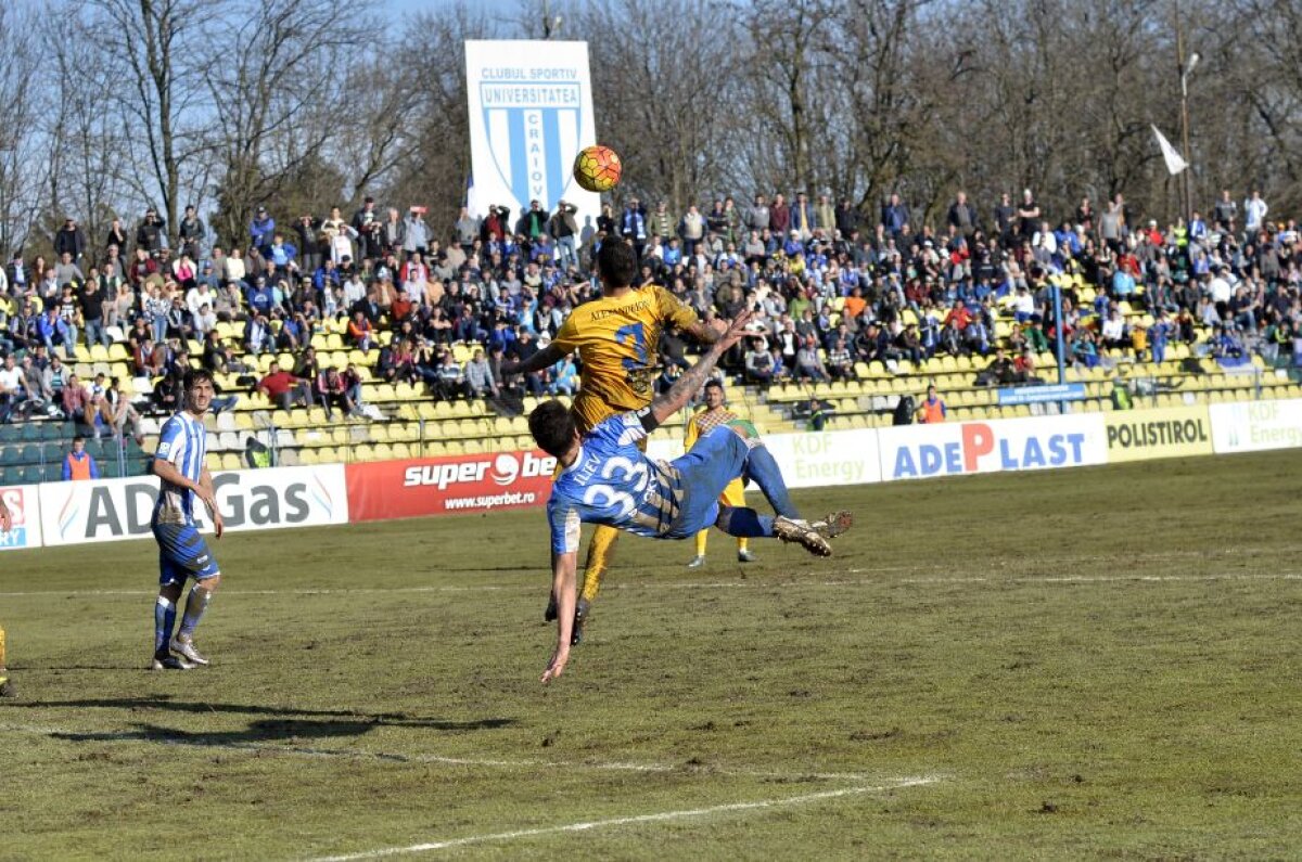 VIDEO CSU Craiova - Petrolul 2-0  » Oltenii se impun categoric și mai speră la play-off