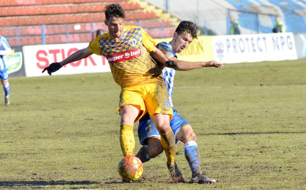 VIDEO CSU Craiova - Petrolul 2-0  » Oltenii se impun categoric și mai speră la play-off