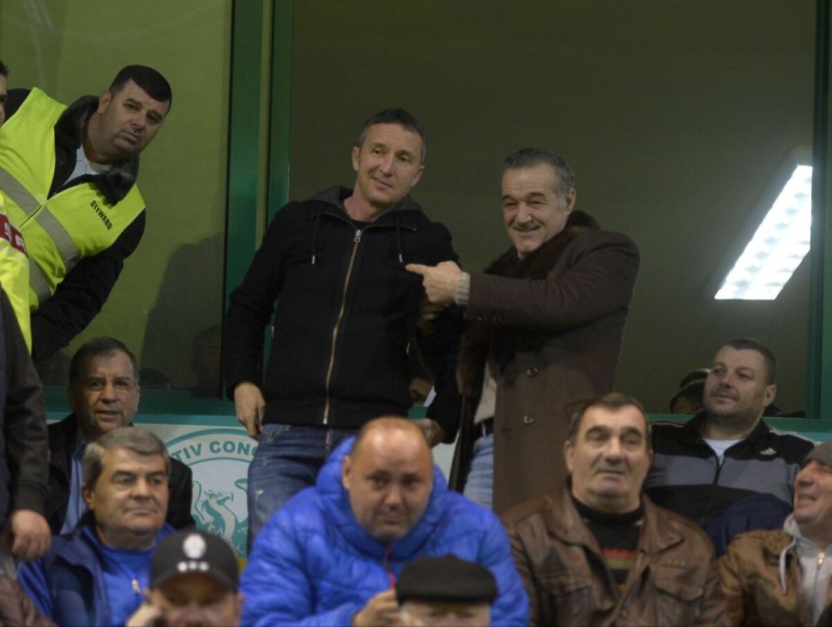 FOTO MM și-a făcut apariția în tribune la Chiajna, alături de Becali, și a fost aplaudat la scenă deschisă
