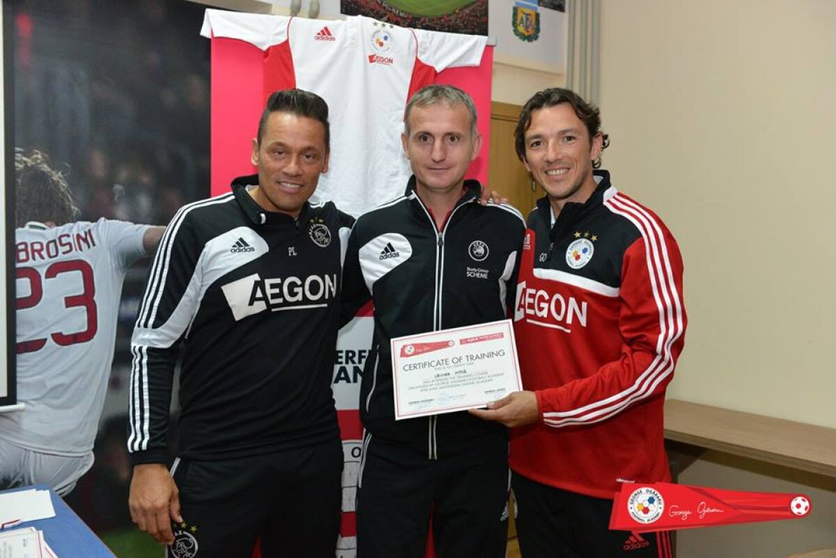 Ogăraru ajută antrenorii români și îi aduce la Ajax: ”Singur nu poți schimba mare lucru”