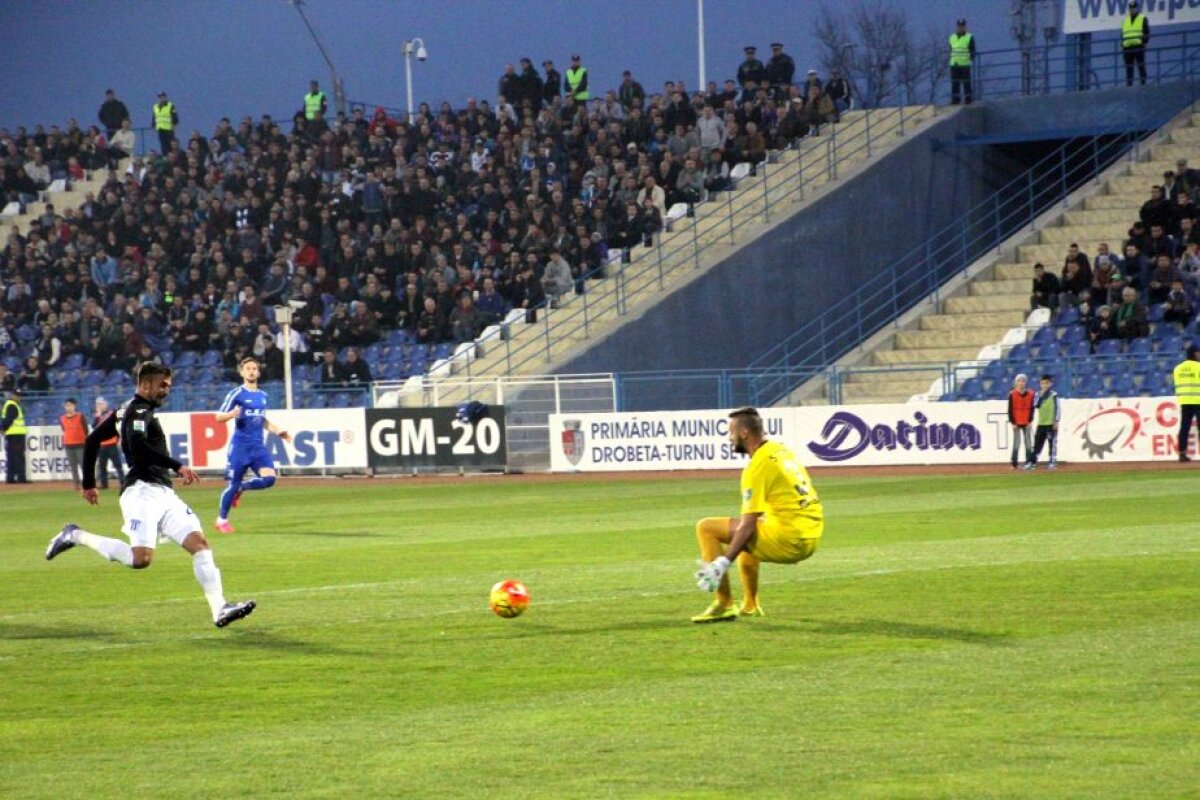 FOTO + VIDEO » Derby-ul Olteniei s-a încheiat la egalitate: Pandurii - CSU Craiova 1-1 » Craiovenii nu mai au nicio șansă de a prinde play-off-ul