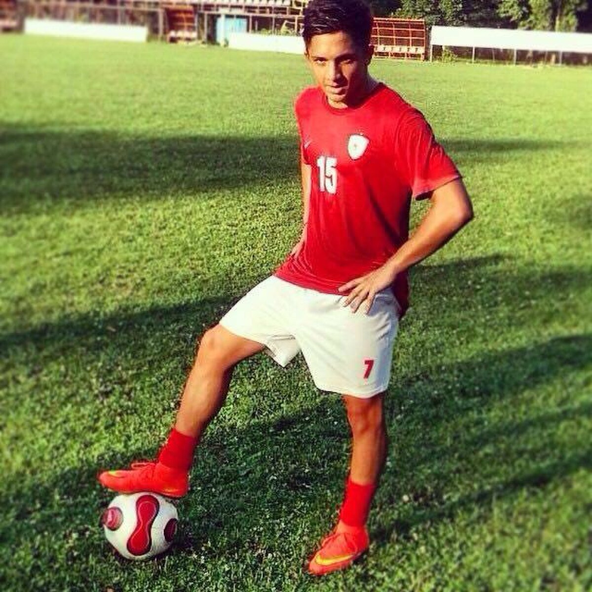 EXCLUSIV Continuă transferurile » Un fost și un actual dinamovist au semnat contractele astăzi!