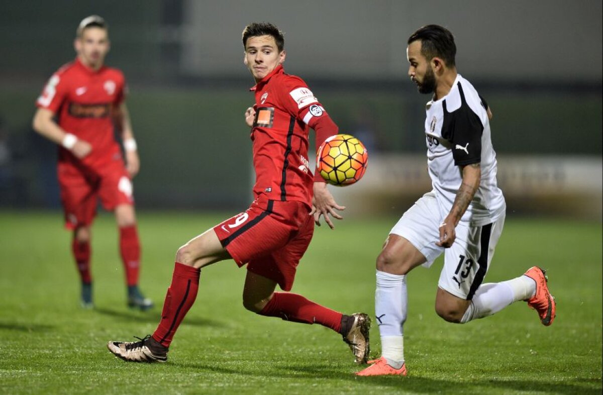 VIDEO și FOTO Egal cu scandal la Giurgiu! Astra - Dinamo 1-1, iar echipa lui Șumudică e prima la finalul sezonului regulat