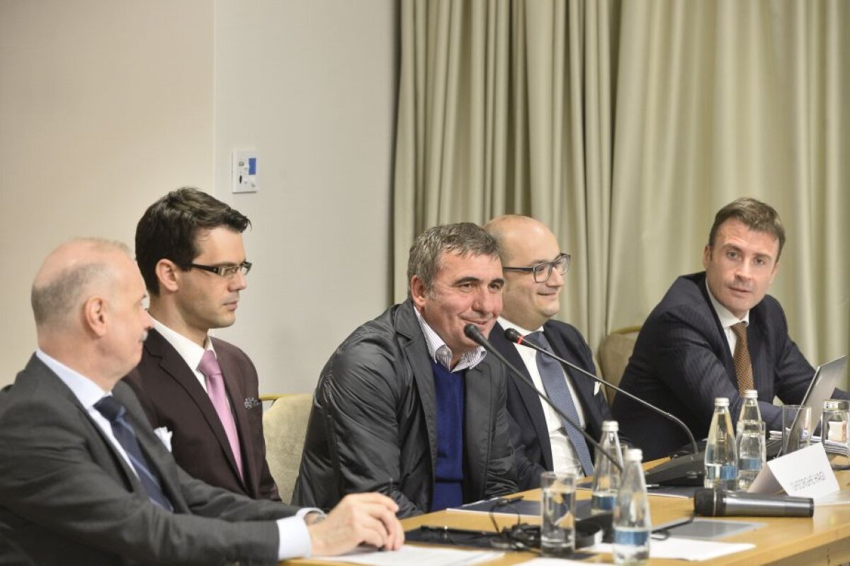 FOTO AS Roma, inspirație pentru Dinamo, Rapid și Viitorul » Au luat notițe la un seminar special despre investițiile în sport