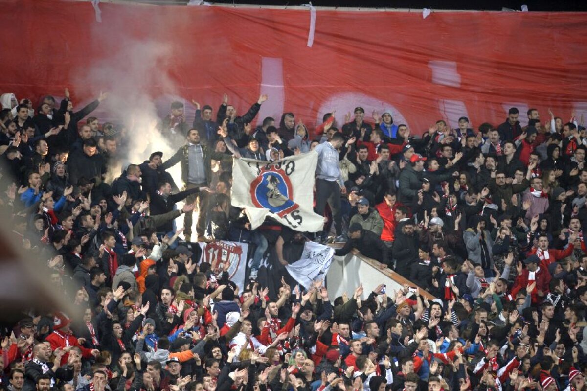 FOTO Atmosferă superbă creată de suporterii dinamoviști » Galeria Stelei lipsește și azi