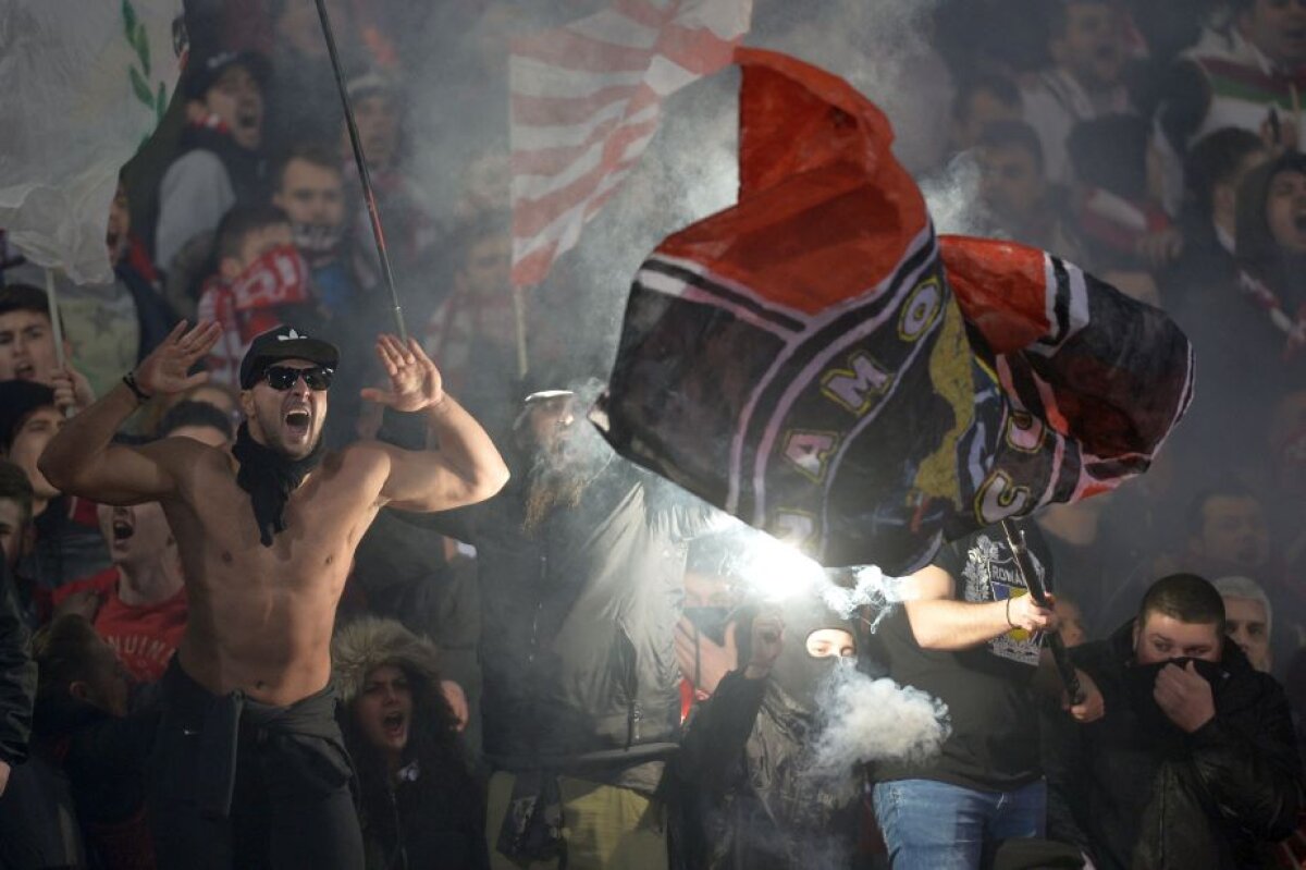 FOTO Atmosferă superbă creată de suporterii dinamoviști » Galeria Stelei lipsește și azi