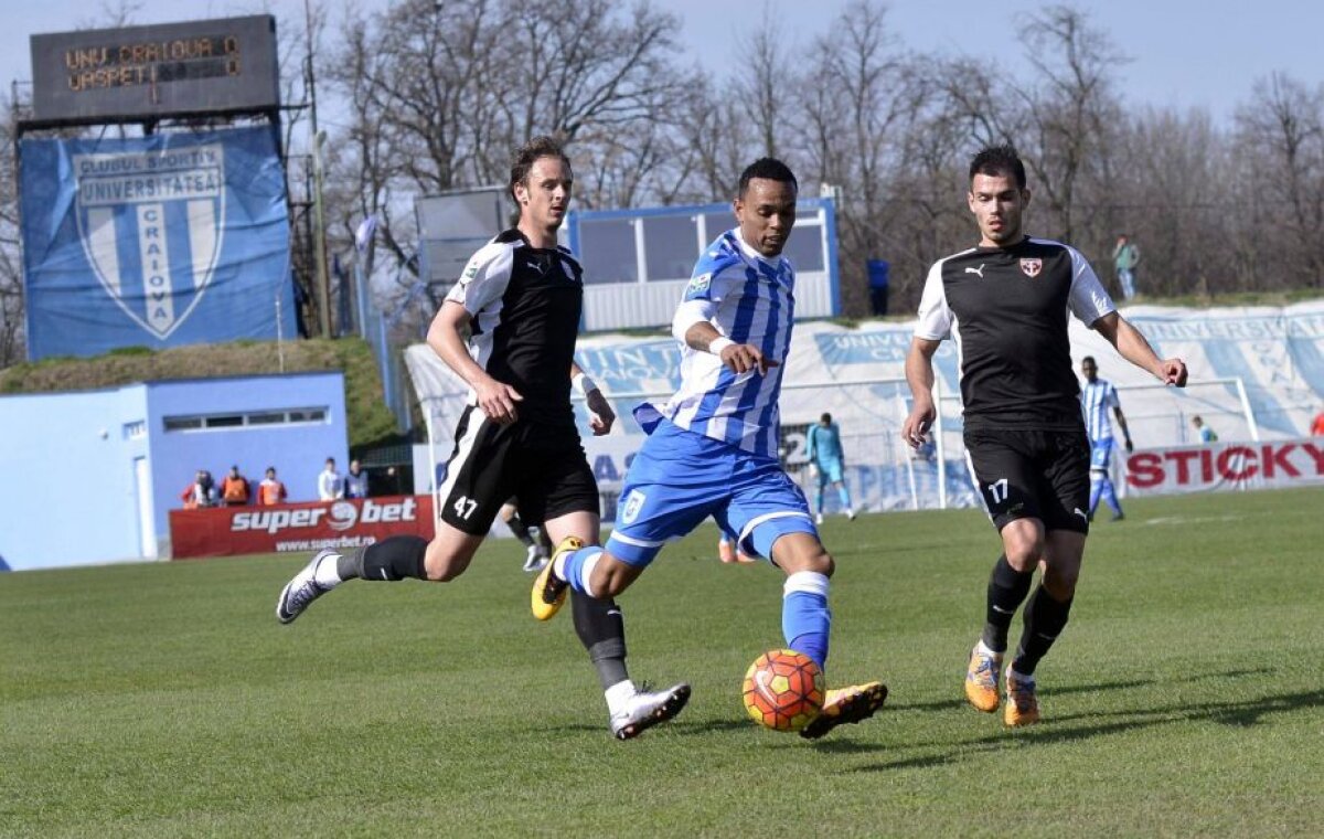 FOTO + VIDEO CSU Craiova - FC Voluntari 3-0 » Andrei Ivan a fost omul meciului după cele 2 goluri! Ilfovenii au jucat o repriză în 9 oameni