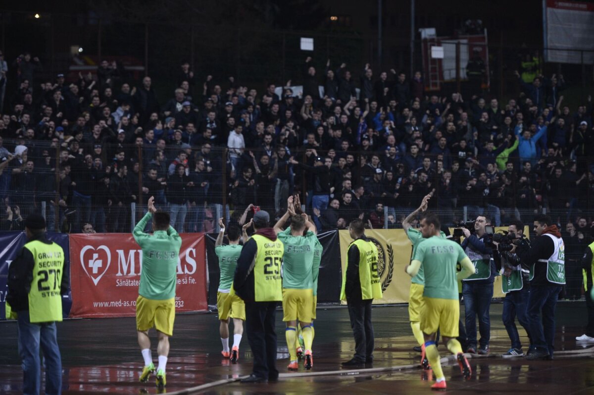 Fum alb-roşu » Dinamoviştii şi-au adjudecat clar derby-ul cu numărul 162 al fanilor