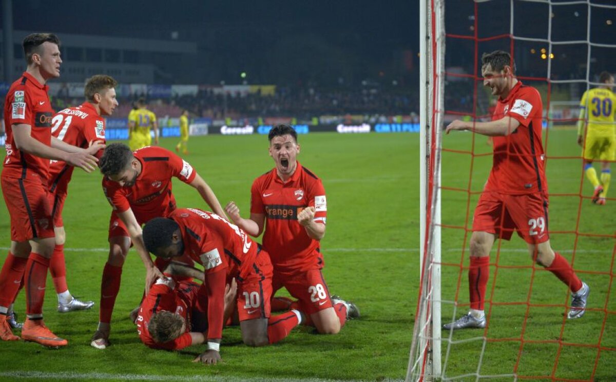 VIDEO+FOTO X pentru Șumi » 1-1 într-un Derby de România cu spectacol și nervi!