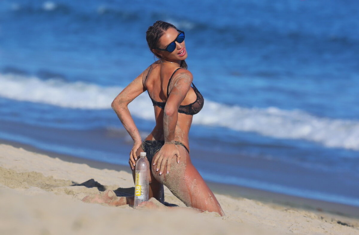 GALERIE FOTO » Imagini ca acestea mai rar! Acestei superbe şatene nu îi poate rezista nimeni