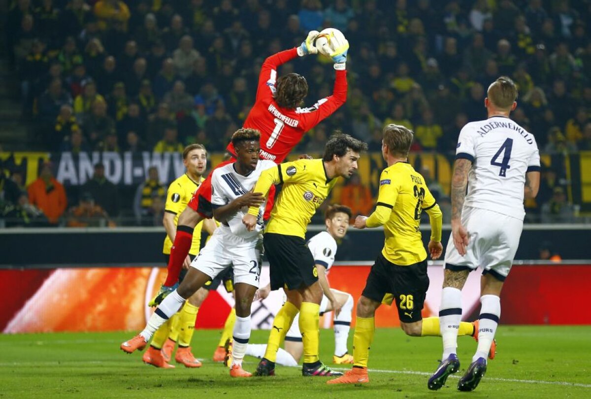 VIDEO+FOTO Liverpool a învins Manchester United și e la un pas de ”sferturile” Europa League » Vezi aici toate rezultatele din turul ”optimilor”